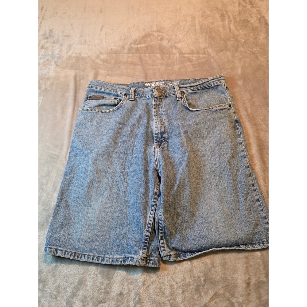 Wrangler Denim Shorts Mens 36 Blue Advanced Comfort Relaxed Fit